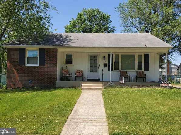 703 W Evesham Ave, Magnolia, NJ 08049
