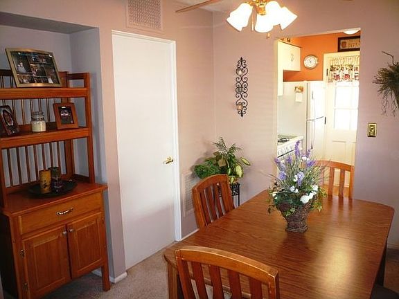3rd image of 26930 Zeman Ave