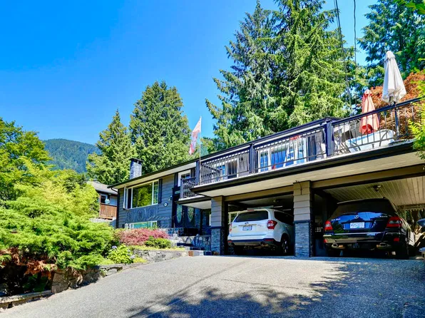 5002 Ranger Ave #1, North Vancouver, BC V7R 3M4