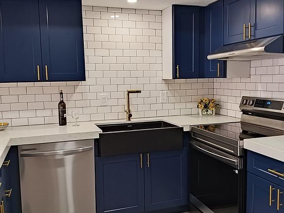 3rd image of 706 N 4TH Street #2