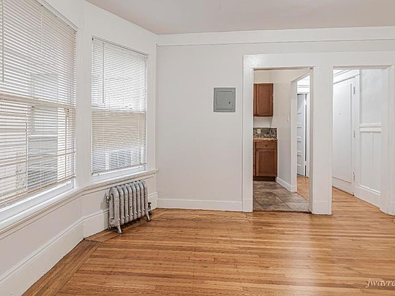 3rd image of 2400 Van Ness Ave #5J