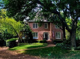 902 Hillmont Ct, Nashville, TN 37221