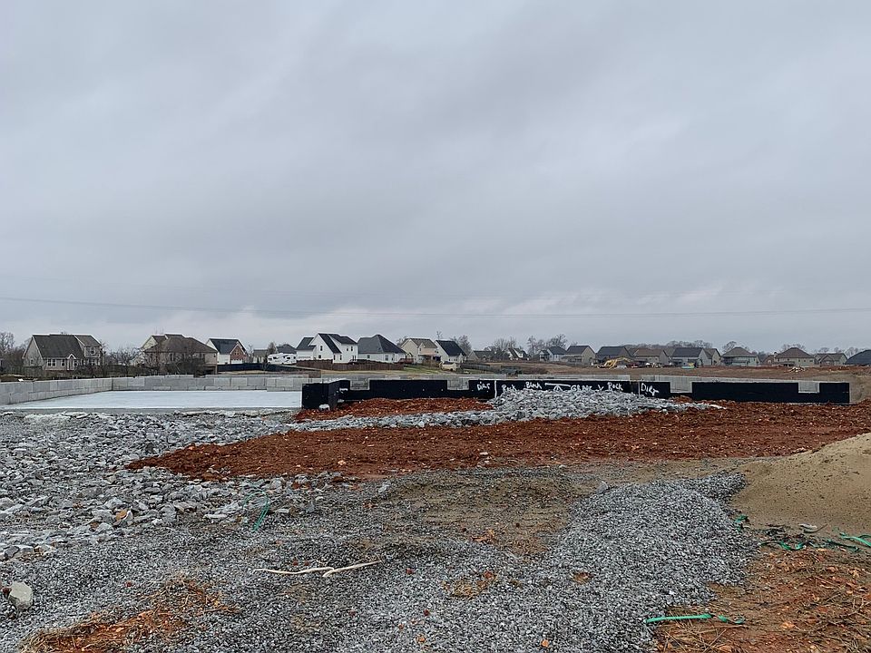 2nd image of 49 Autumnwood Blvd