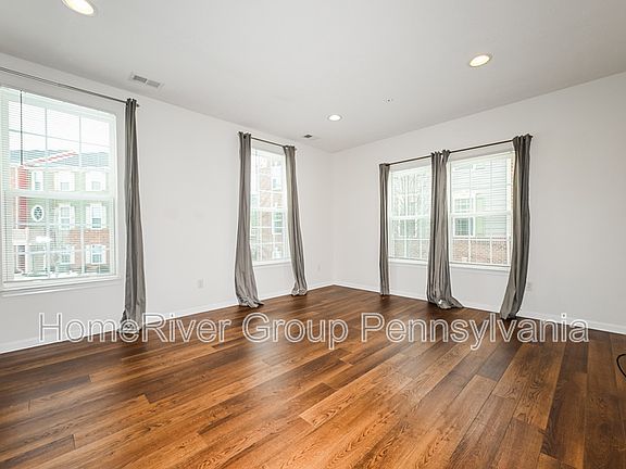 5th image of 309 Courage Ln