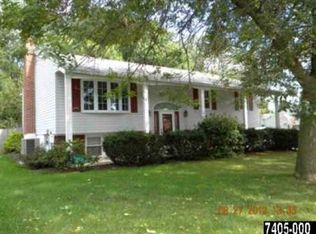 19 Covington Dr, Shrewsbury, PA 17361