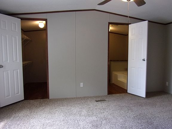 3rd image of 2511 Celestial St #291