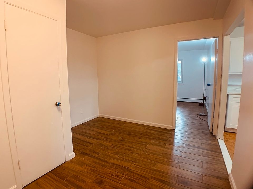 1st image of 21-14 21st Ave #1AA