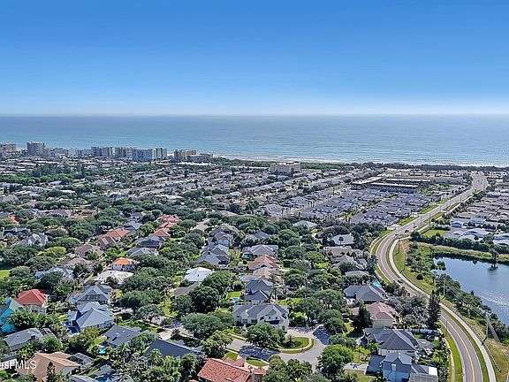 4th image of 402 Peregrine Dr