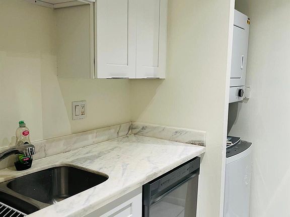 3rd image of 9936 Twin Lakes Drive #34 F