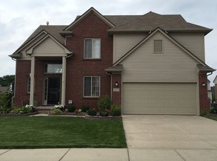 29353 Pendleton Rd, Chesterfield, MI 48051