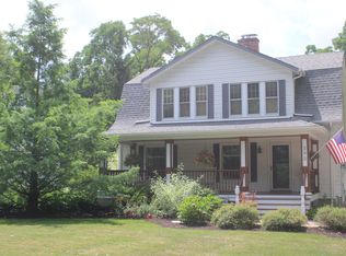 282 S Chillicothe Rd, Aurora, OH 44202