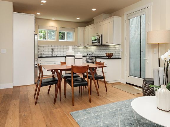 5th image of 126 Tilton Ave #17
