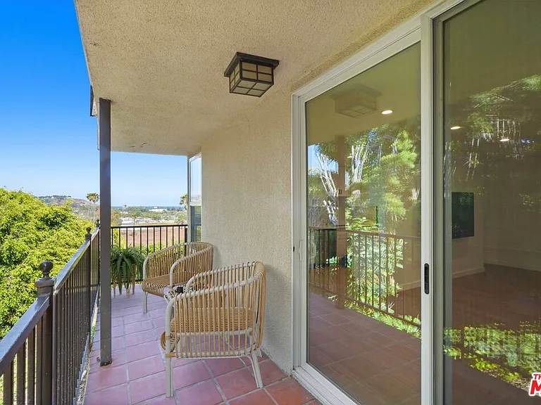 23901 Civic Center Way #126B — Photo 20