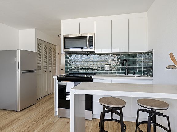 3rd image of 2211 Ala Wai Blvd APT 2910