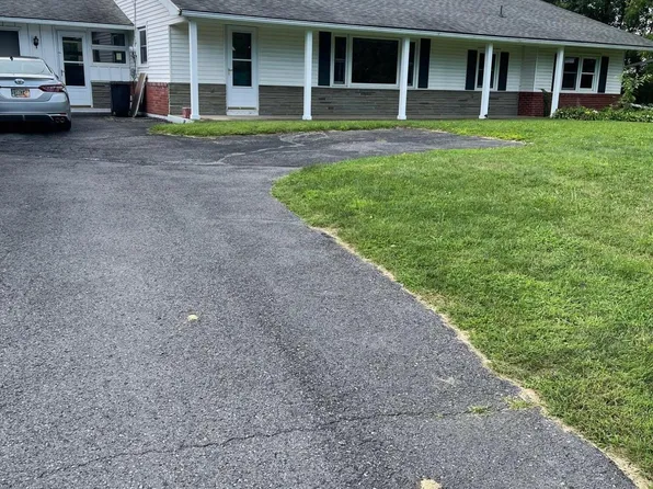 328 Boiardi Ln, Milton, PA 17847