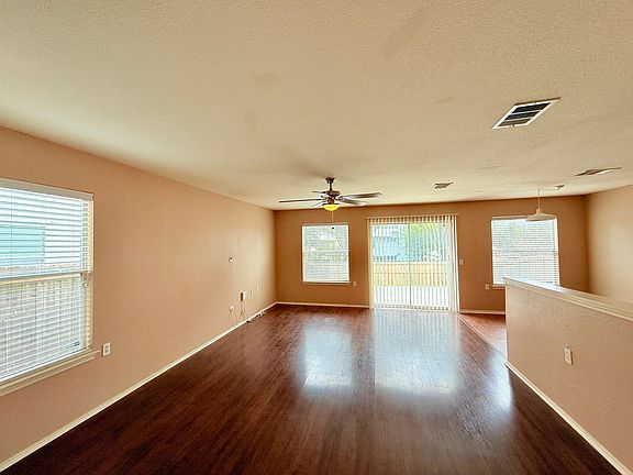 3rd image of 5313 Hutchinson Dr
