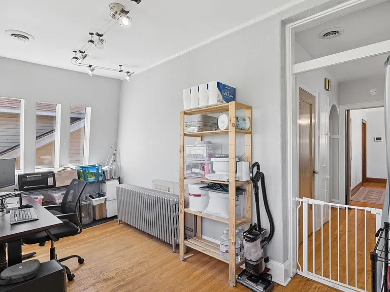 6037 N Menard Ave #2 — Photo 12