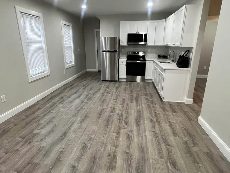 15 Quincefield St #1 — Photo 1