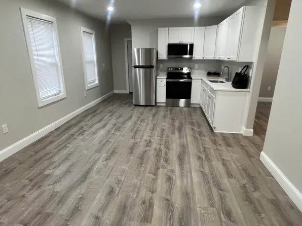 15 Quincefield St #1, Dorchester, MA 02125