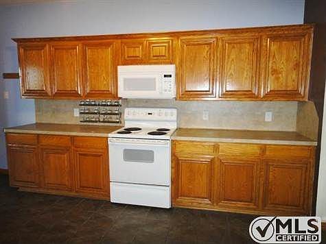 4th image of 100 Canyon Ct