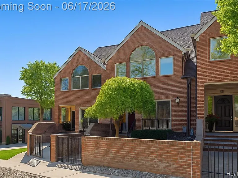 511 Brookside Ave — Photo 28