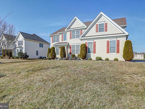 2nd image of 407 Waltham Dr