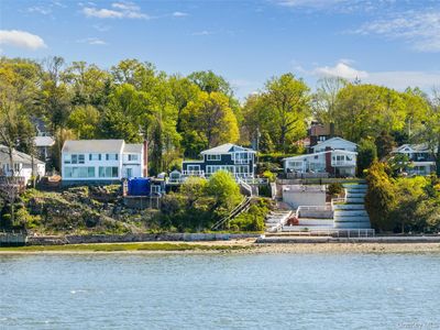 14 Shorecliff Place, Great Neck, NY, 11023