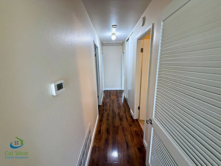 1370 Fernwood Ln — Photo 15