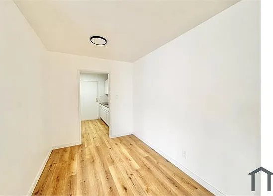 1211 Menlo Ave #1211 — Photo 8
