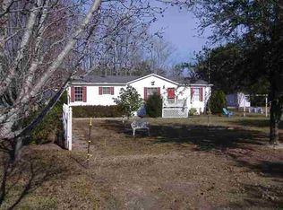 662 Amhurst Rd, Galivants Ferry, SC 29544