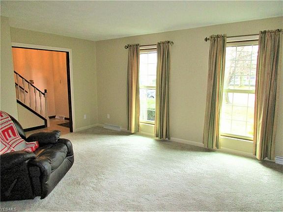 5th image of 3102 Malibu Dr SW
