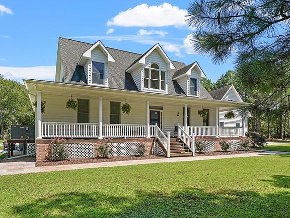 3rd image of 1935 Sand Hill Dr