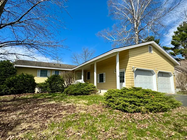 5 Erin Ave, Plattsburgh, NY 12901