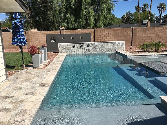 Modern Pool 18,000 gal 