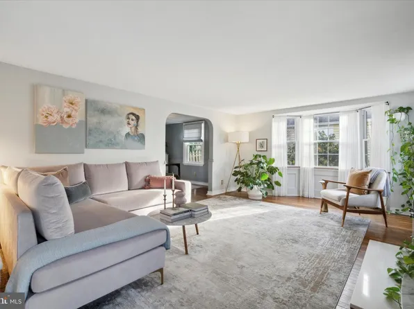 543 N Hills Ave, Glenside, PA 19038