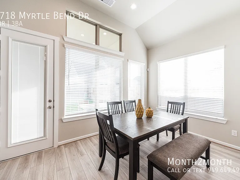 8718 Myrtle Bend Dr — Photo 4