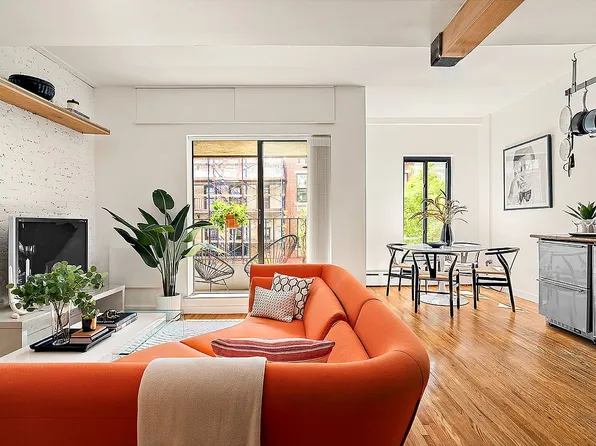 207 E 21st St APT 6A, New York, NY 10010