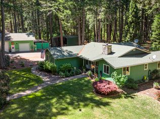 200 Cornett Ln, Cave Junction, OR 97523