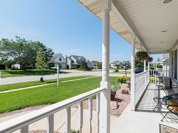 5th image of 15496 W Lakeview Dr