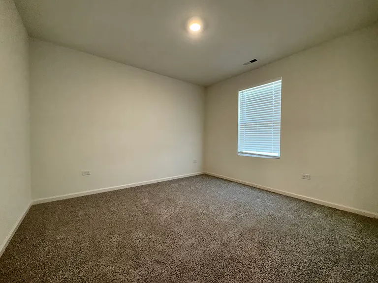 13520 S Carmel Blvd — Photo 12