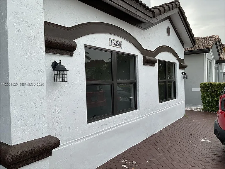15350 SW 11th St — Photo 24
