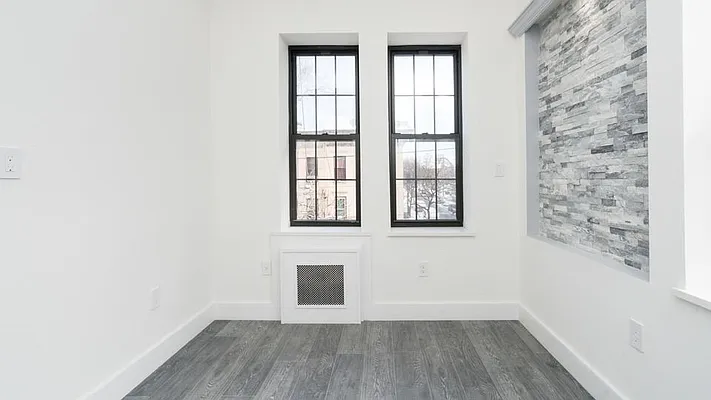 Rented by Nooklyn NYC LLC | media 23