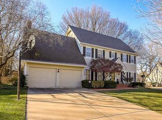 12308 Aberdeen St, Leawood, KS 66209