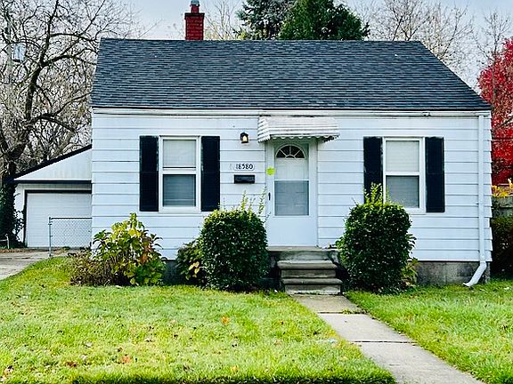 5th image of 18580 Kenosha St
