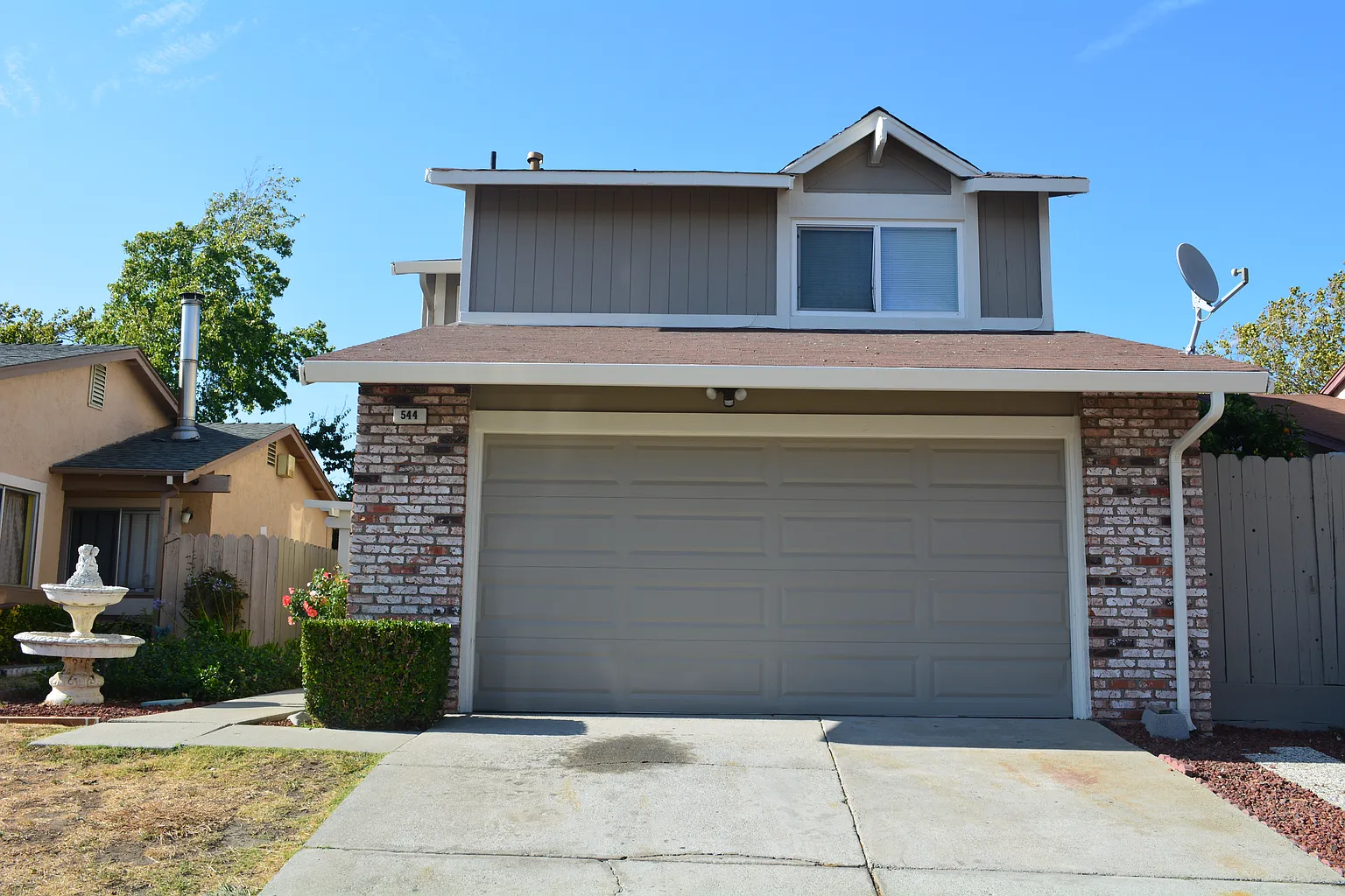 544 Virgil St photo 1
