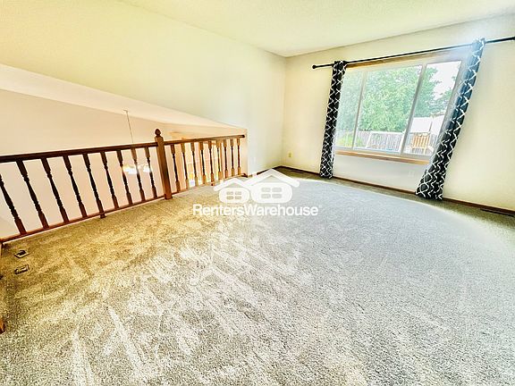 4th image of 15199 Danville Ave W
