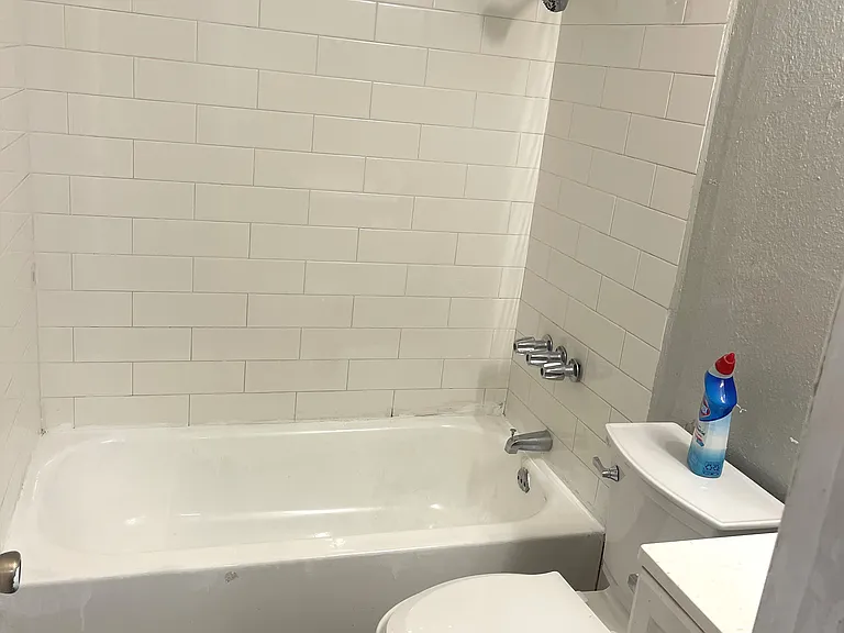 2200 Tabor Ct — Photo 14