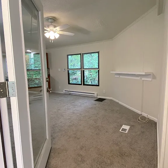 15 Bartley Dr — Photo 7