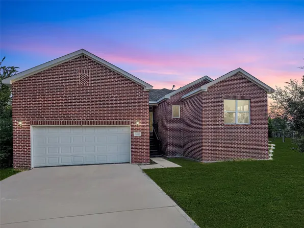 5211 Rue St, Houston, TX 77033