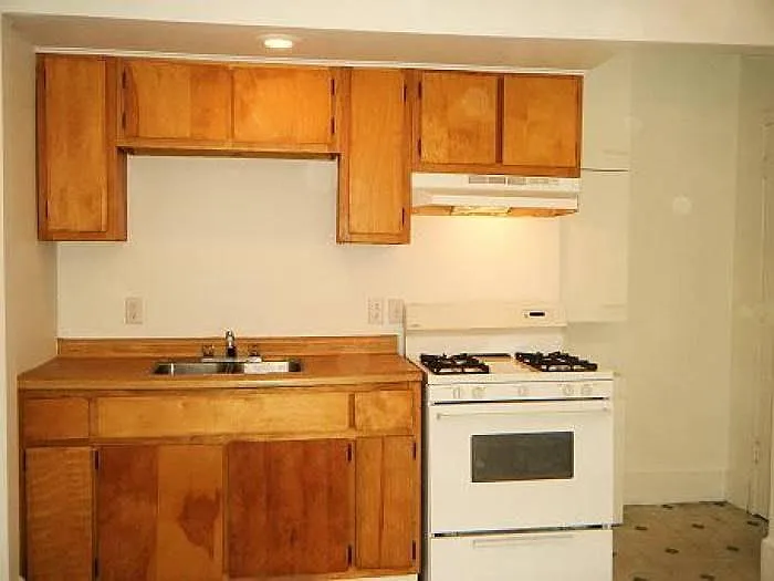 **KITCHEN**